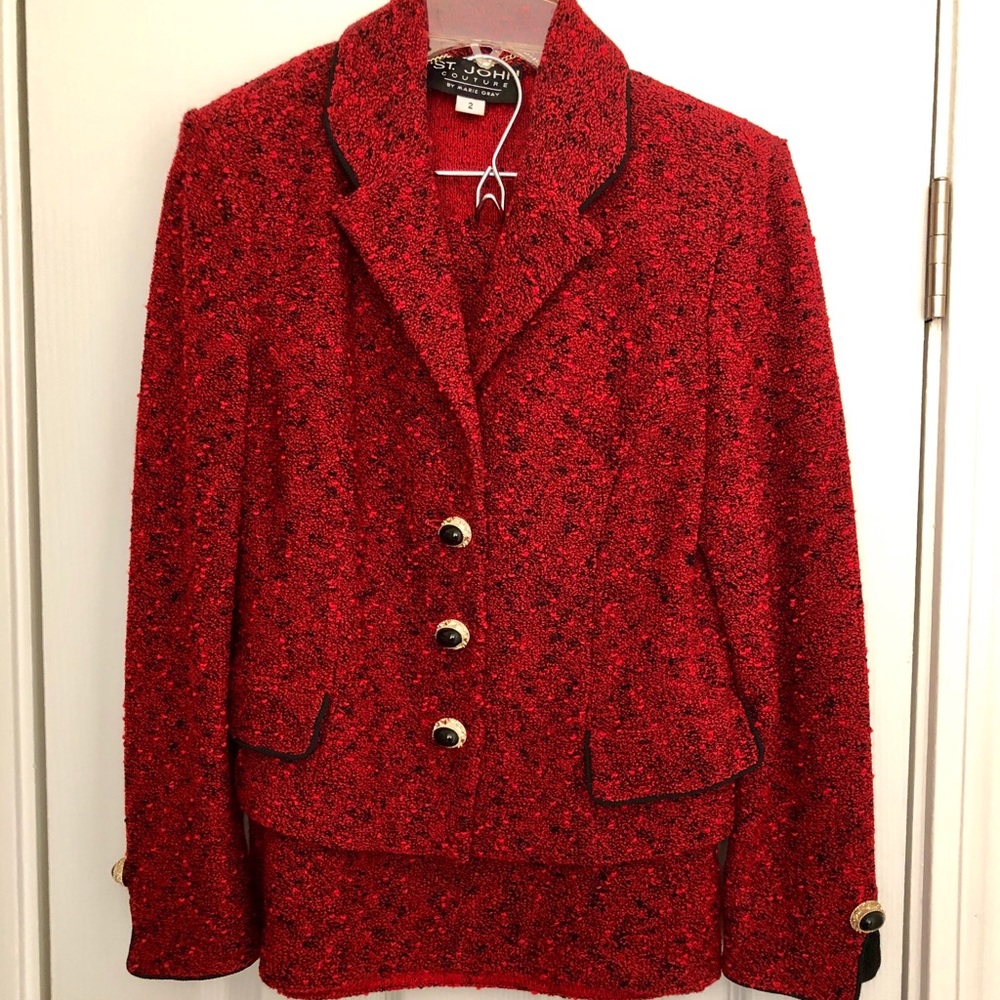 St John skirt suit size 2